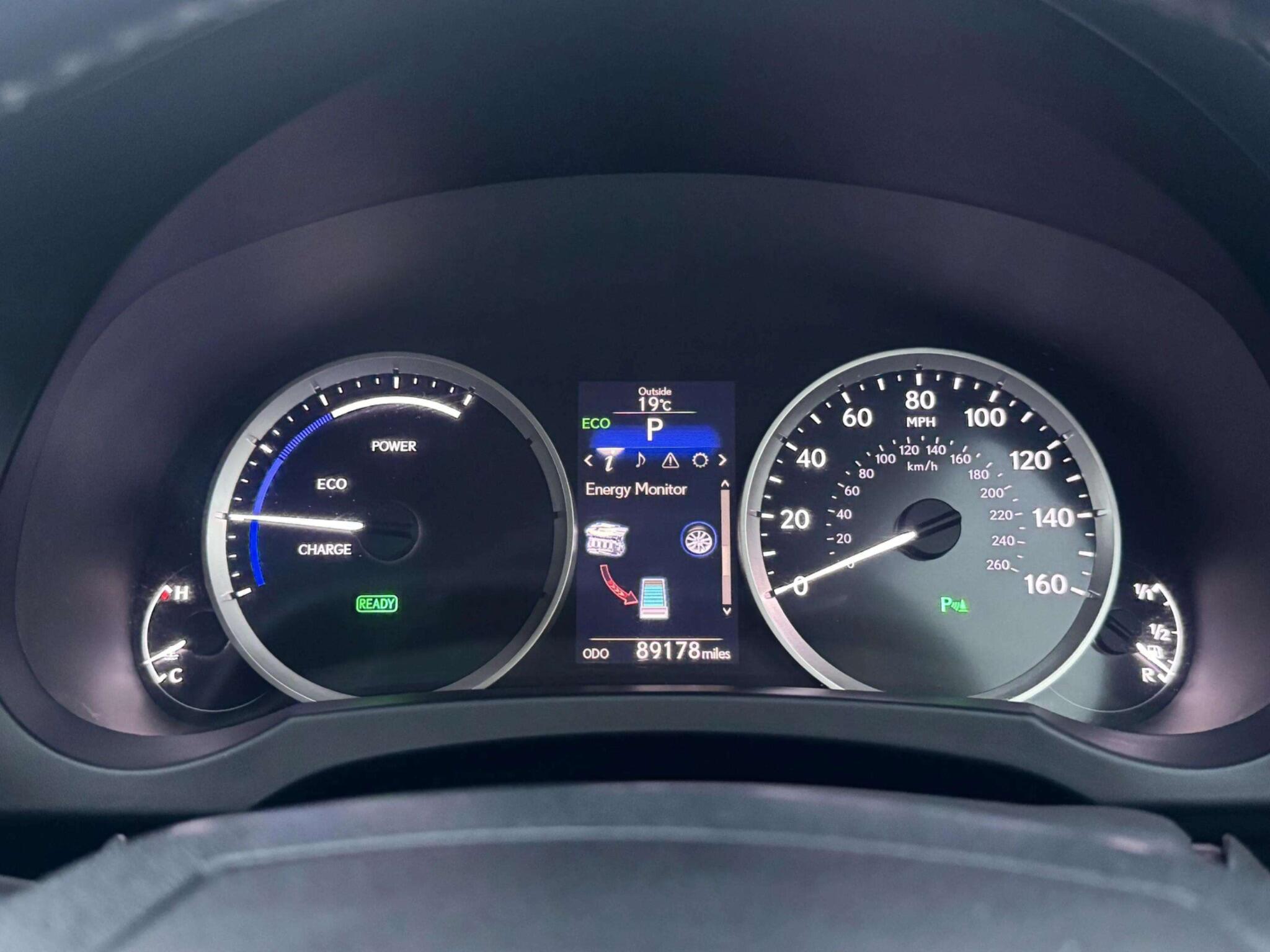 Lexus Is view 31