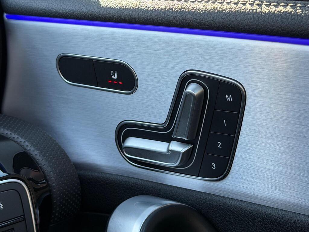 Mercedes-Benz A-Class view 49