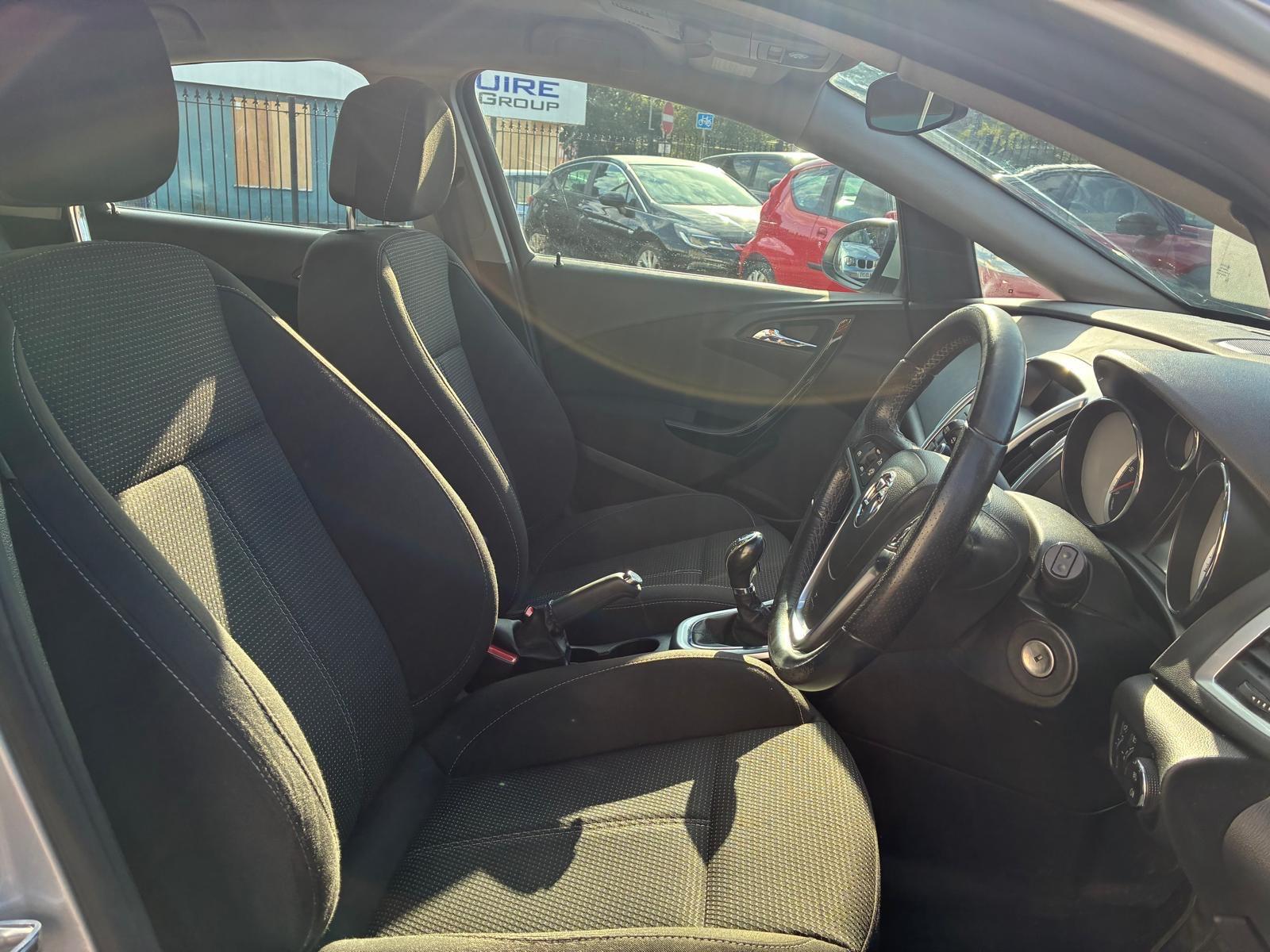 Vauxhall Astra view 13