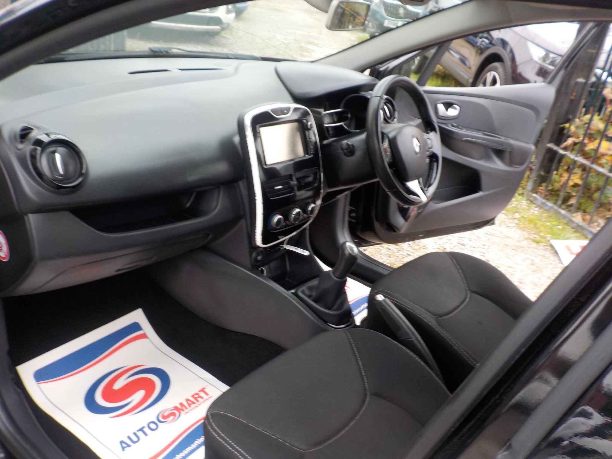 Renault Clio 1.2 16V Dynamique MediaNav Euro 5 5dr