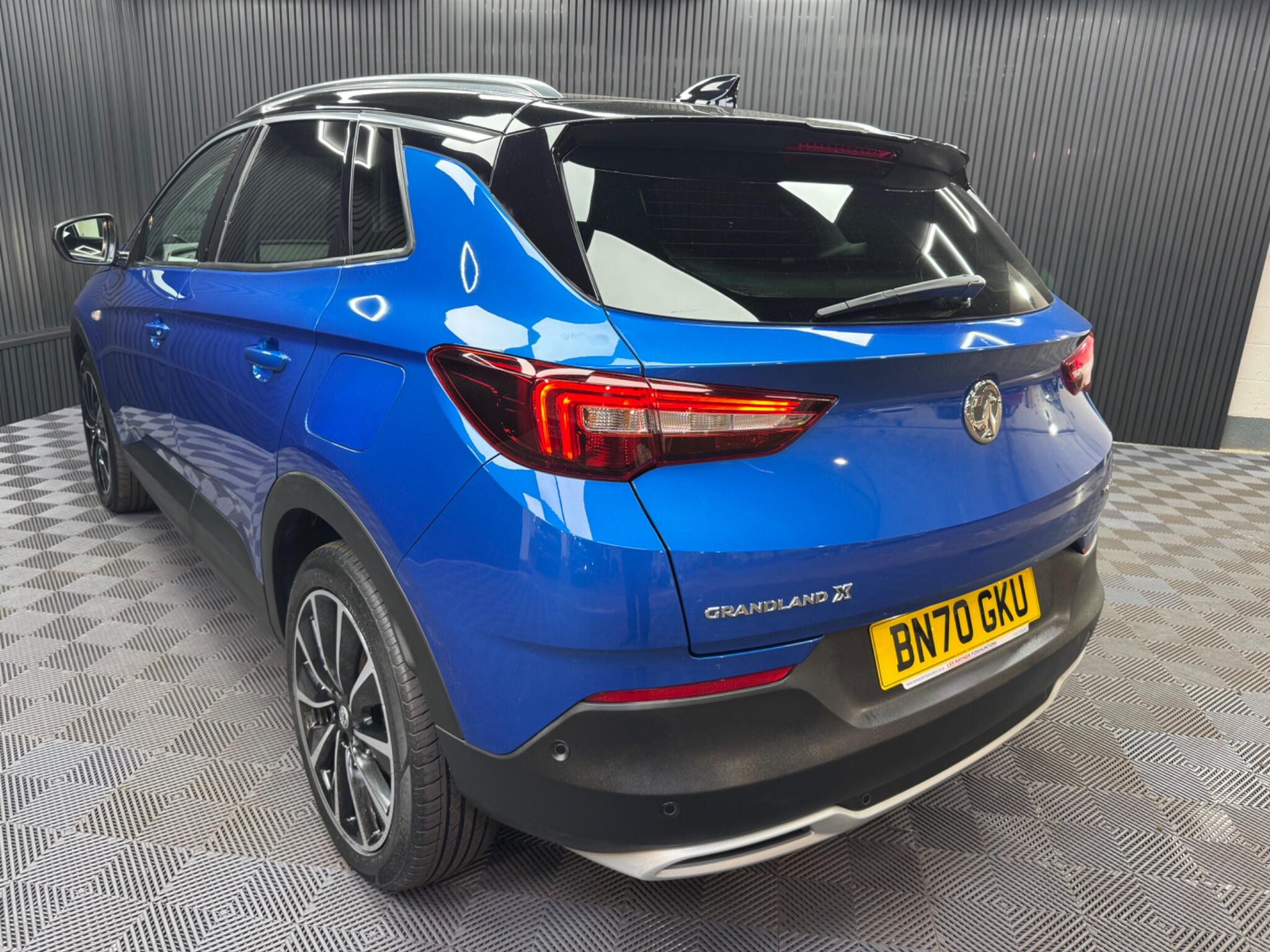Vauxhall Grandland X view 20