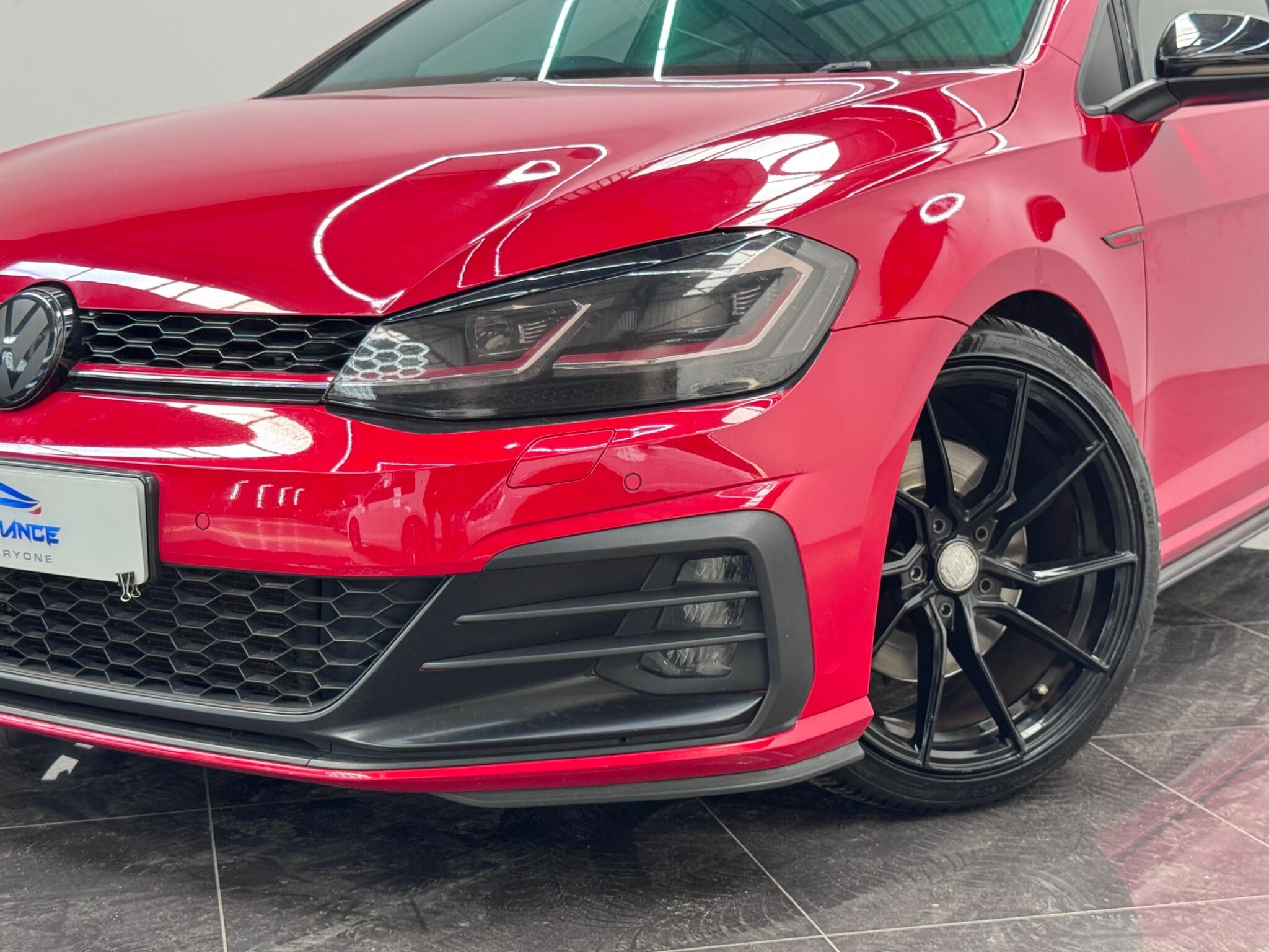 Volkswagen Golf view 11