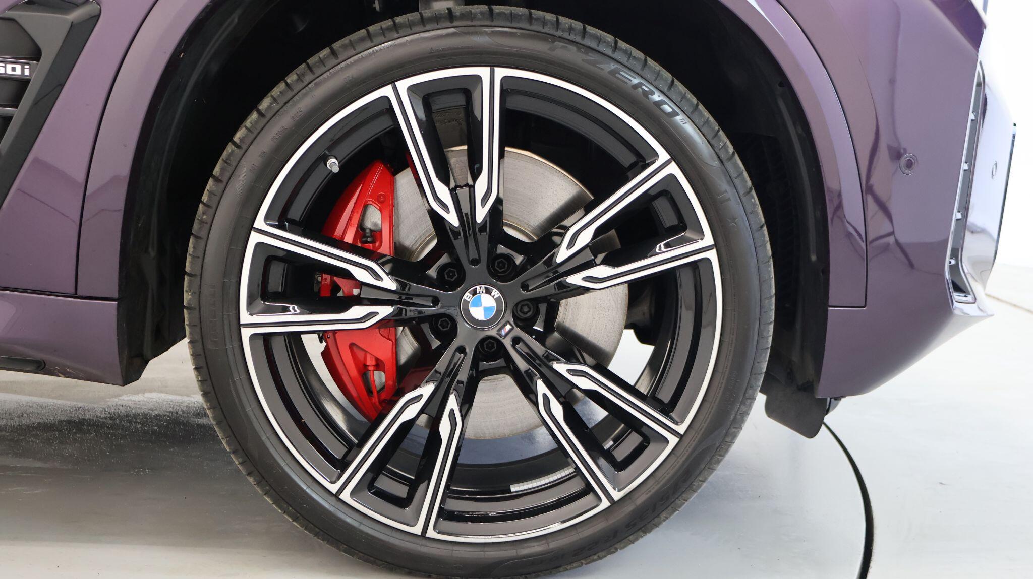 BMW X5 view 13