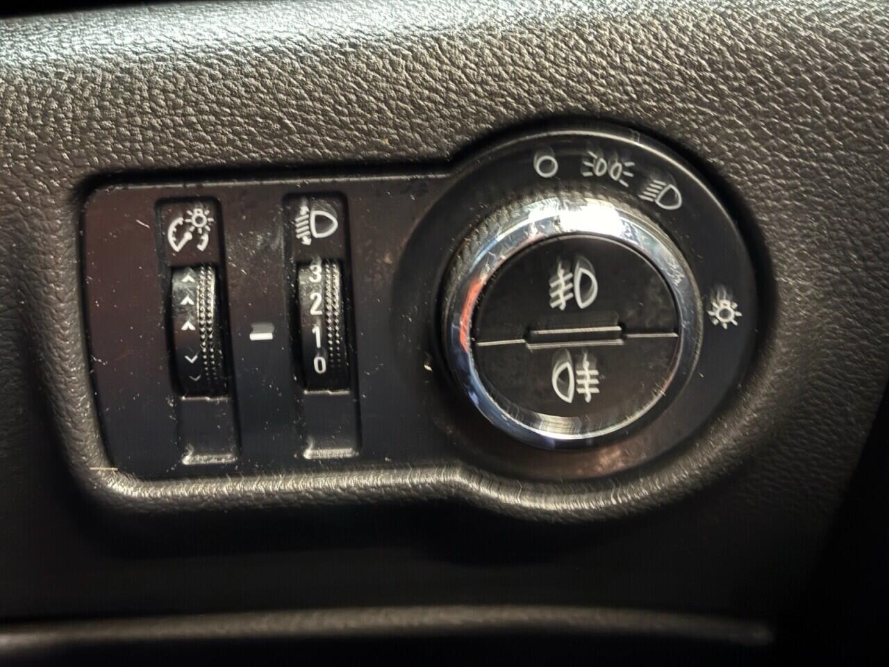 Vauxhall Astra view 33