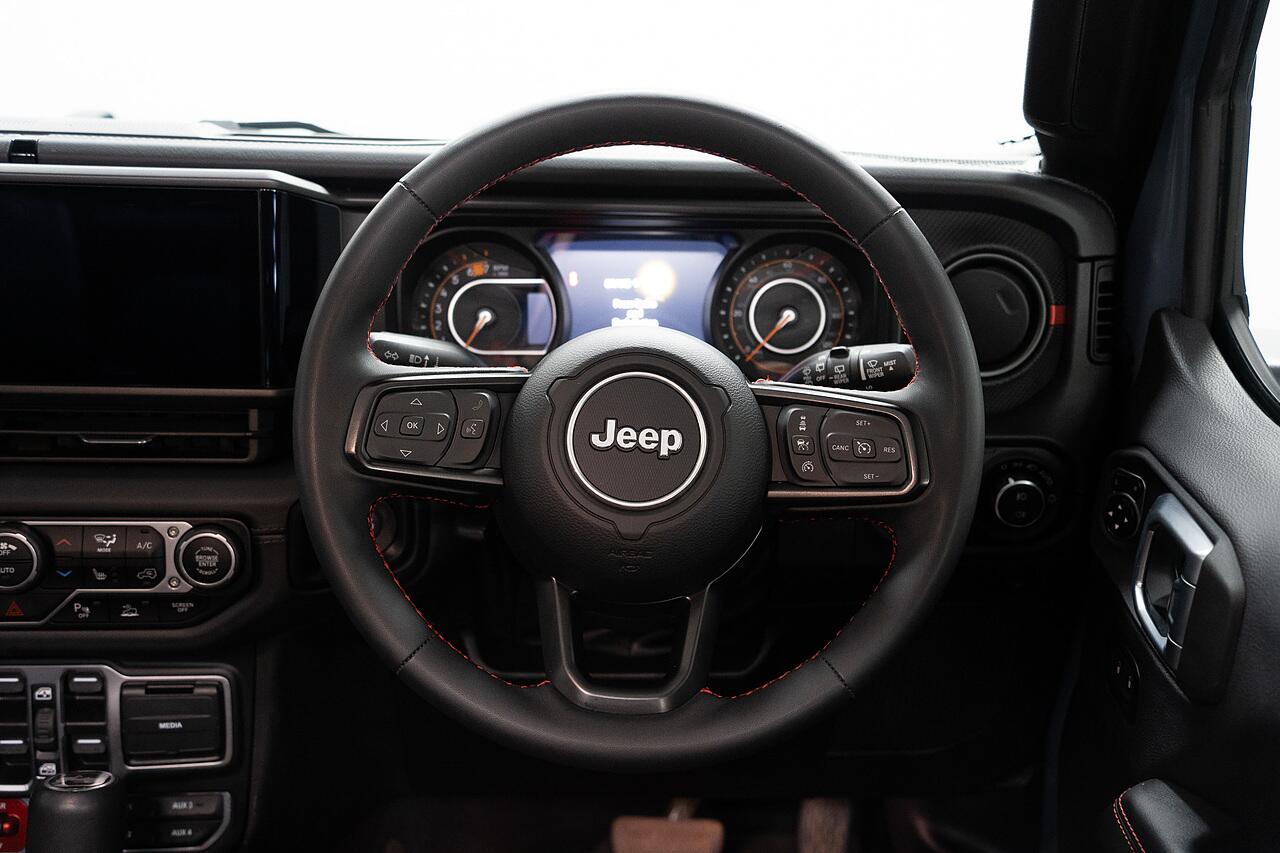 Jeep Wrangler view 8