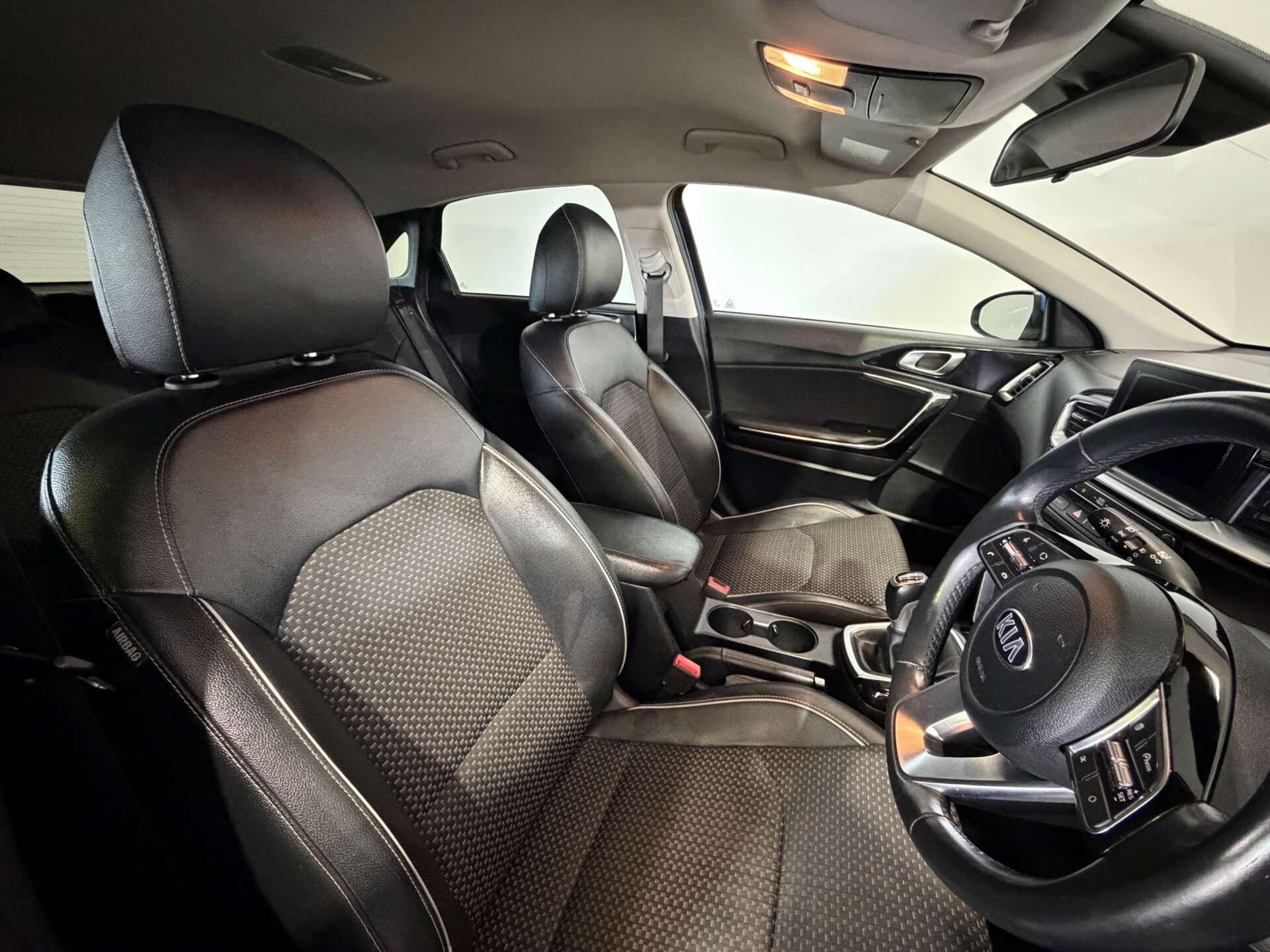 Kia Ceed view 16