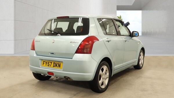 Suzuki Swift view 4