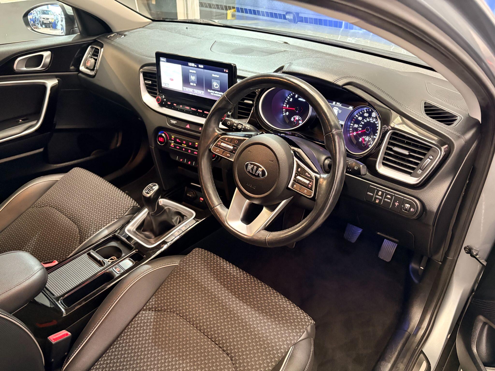 Kia Xceed view 27