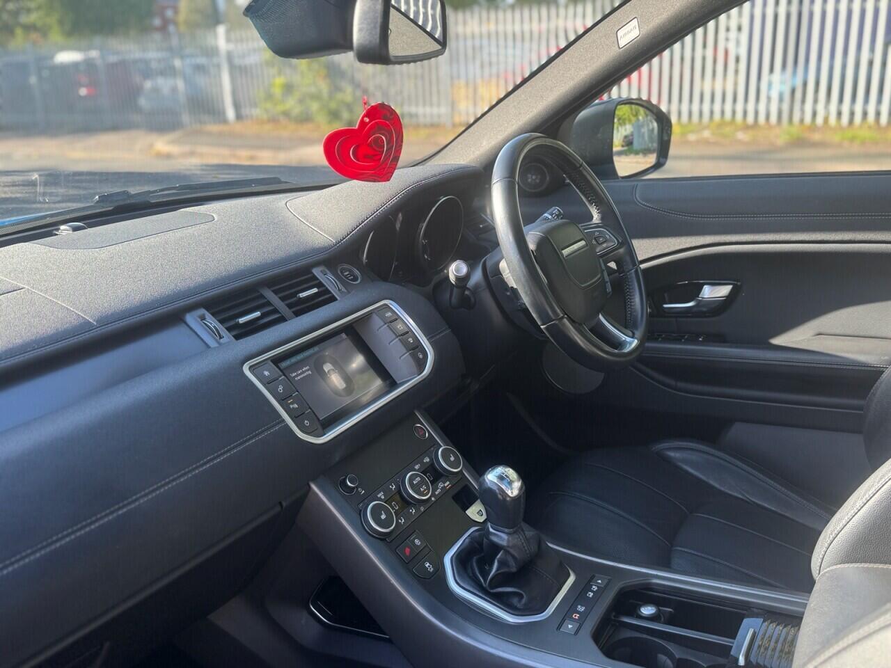 Land Rover Range Rover Evoque view 16