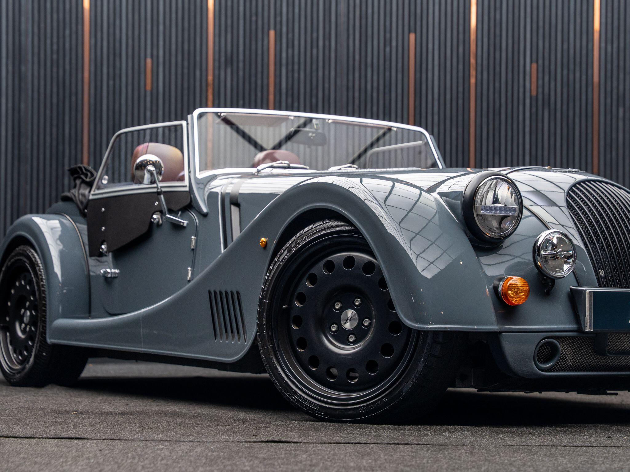 Morgan Plus SIX view 7