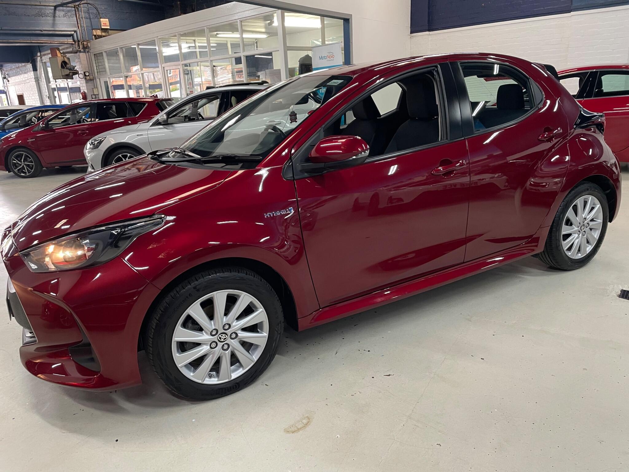 Toyota Yaris view 5