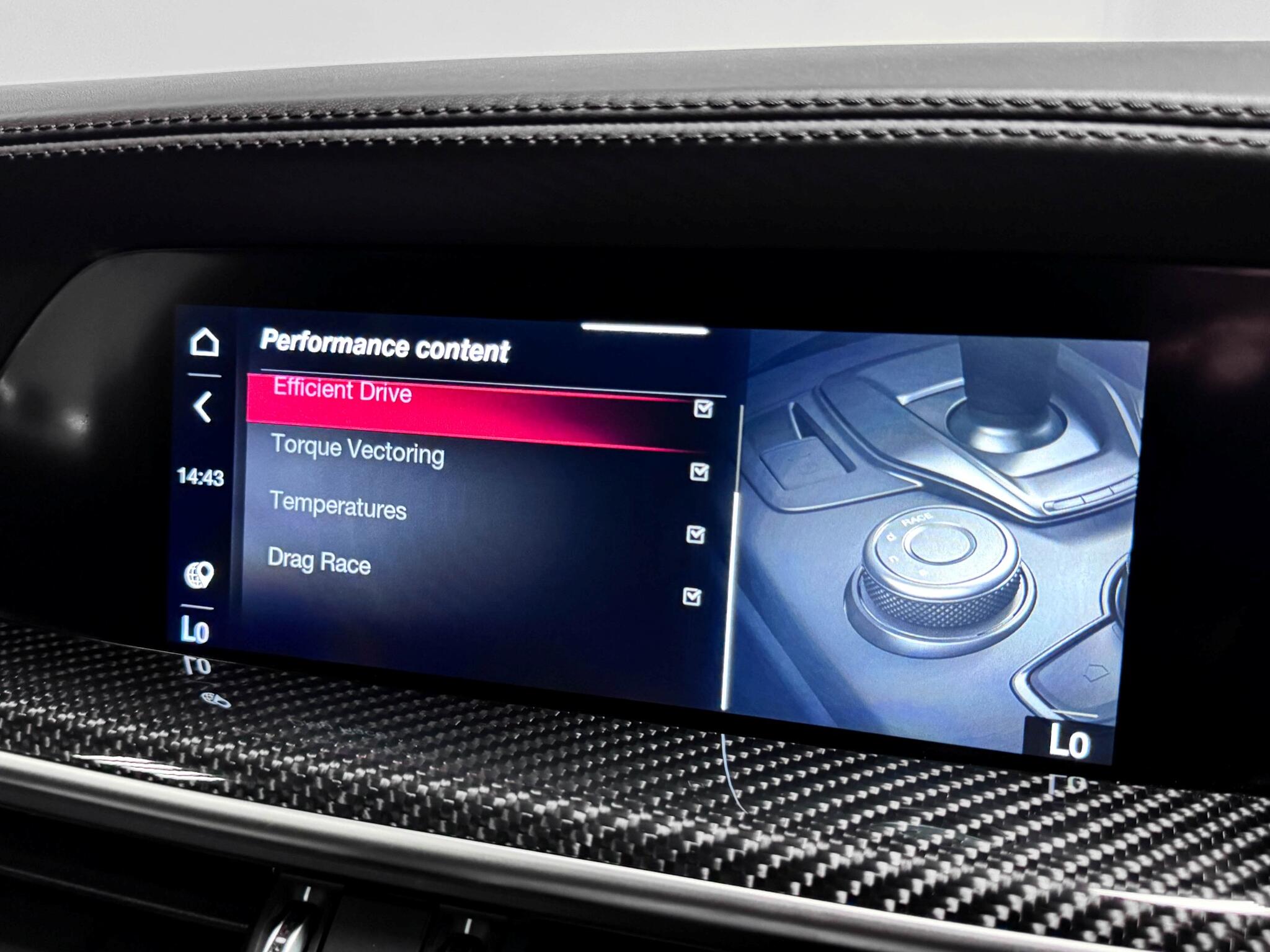 Alfa Romeo Stelvio view 52