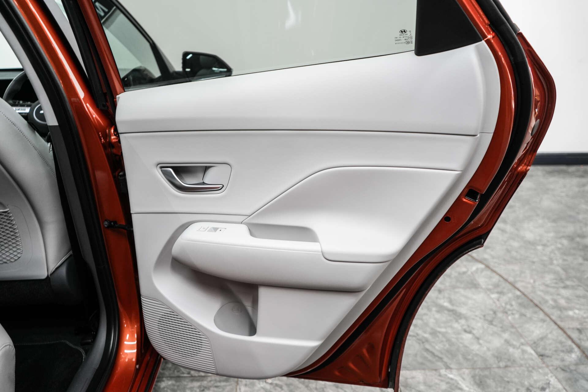 Hyundai Kona view 21