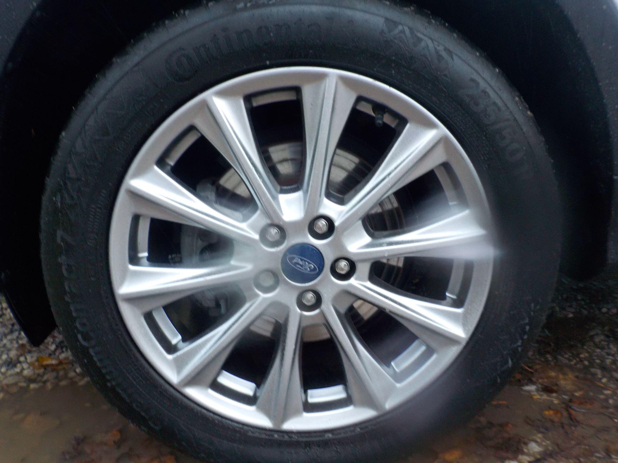 Ford Kuga 1.5 TDCi EcoBlue Titanium Edition Euro 6 (s/s) 5dr