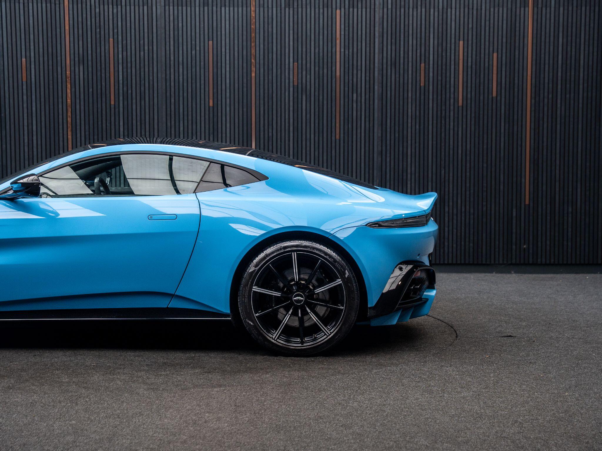 Aston Martin Vantage view 17