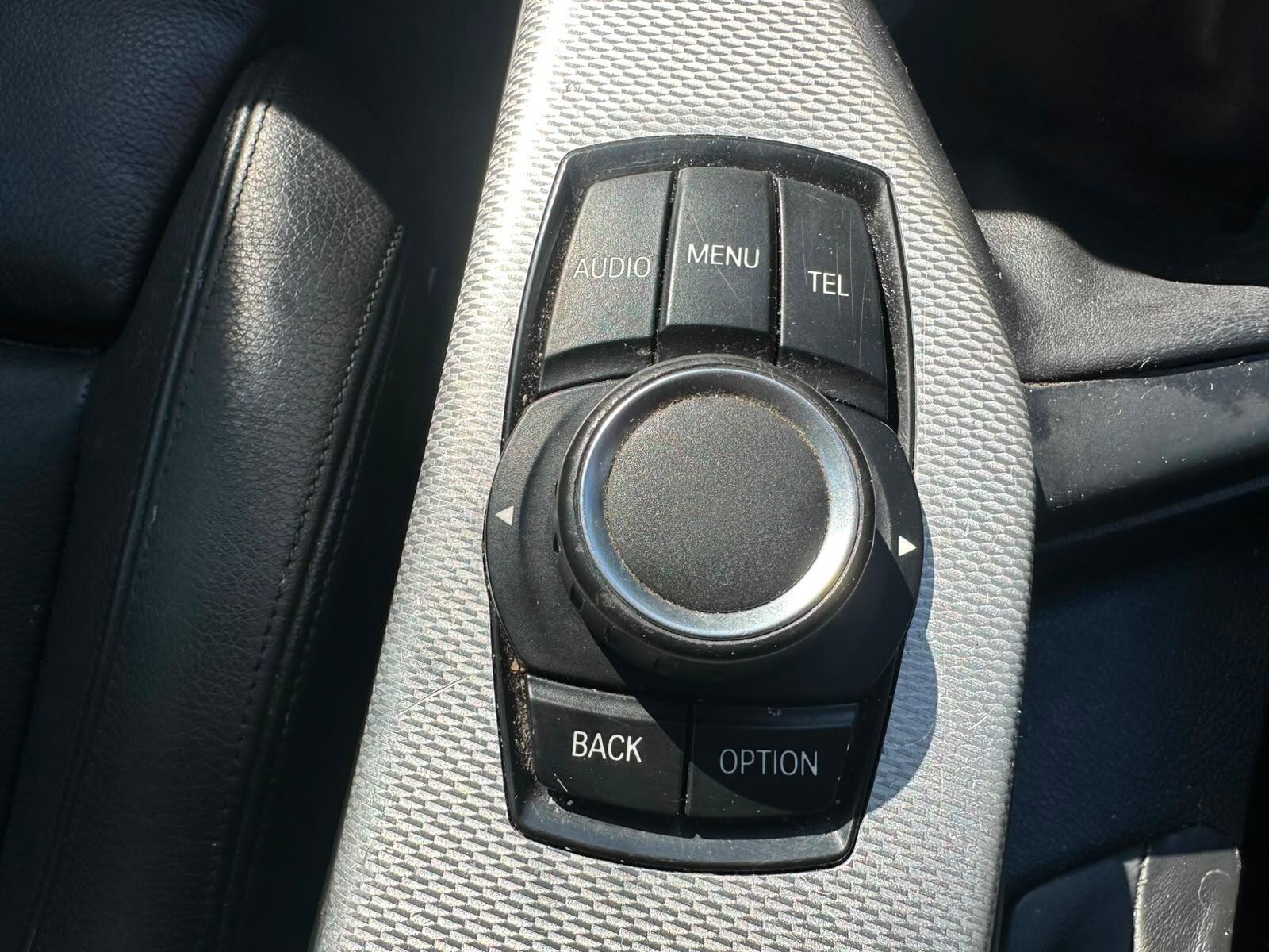 BMW 2 Series view 24