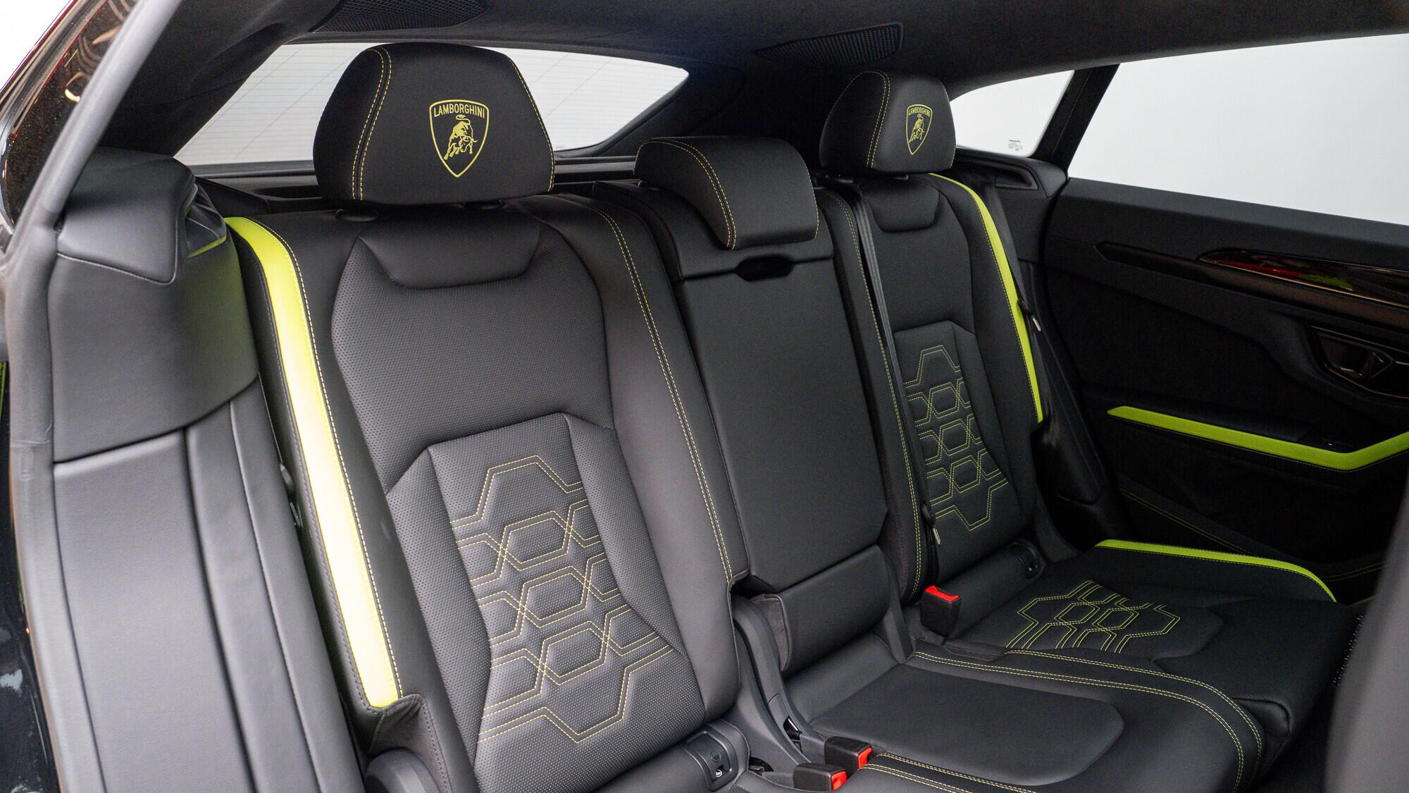 Lamborghini Urus view 20