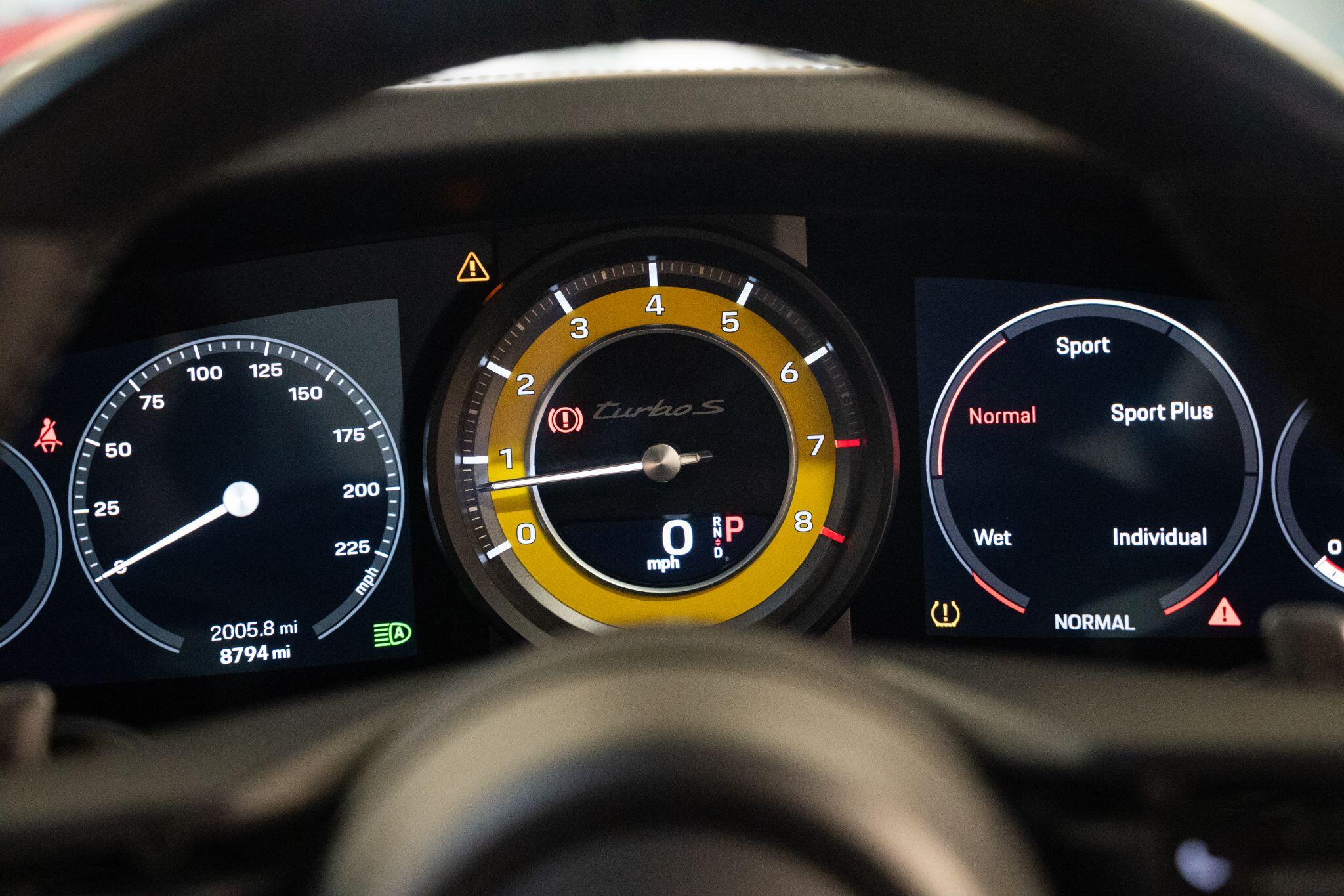 Porsche 911 view 24