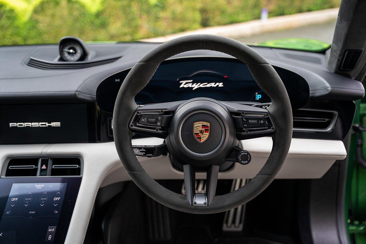 Porsche Taycan view 49