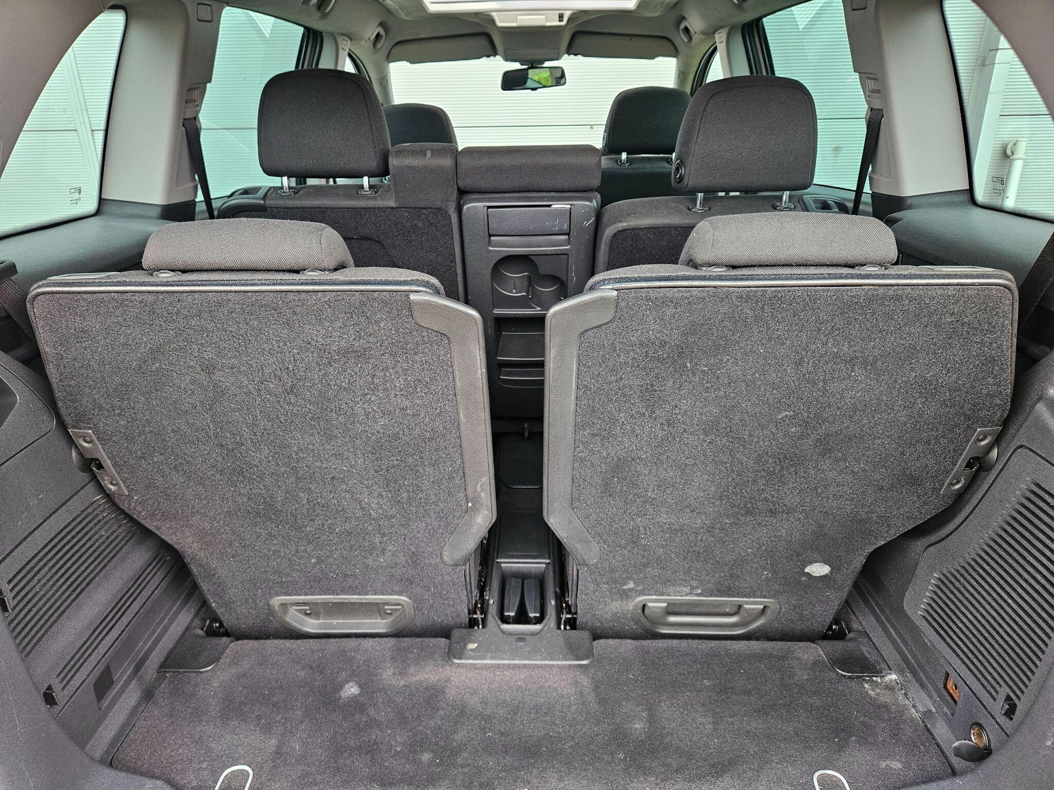 Vauxhall Zafira view 17