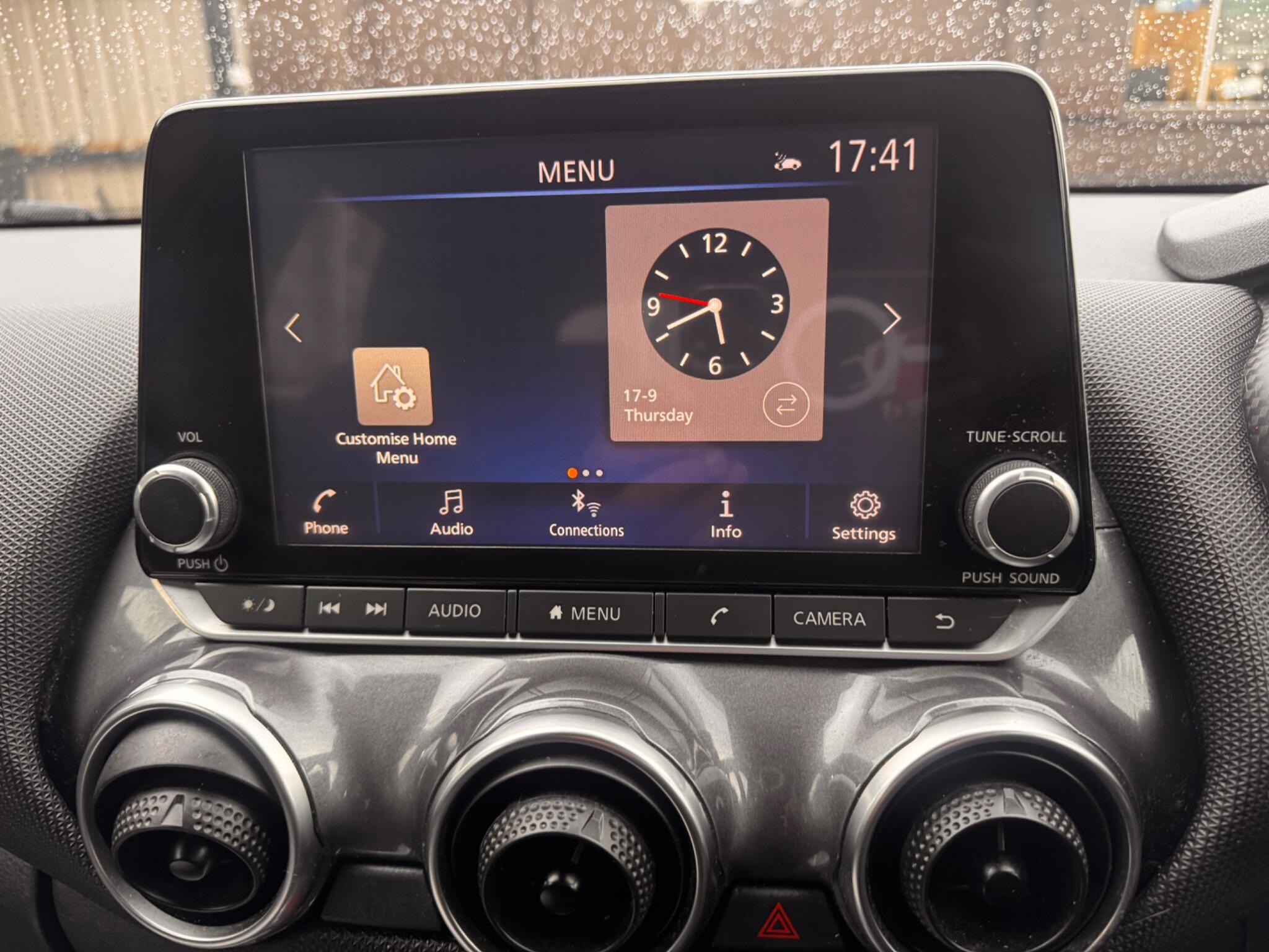 Nissan Juke view 28
