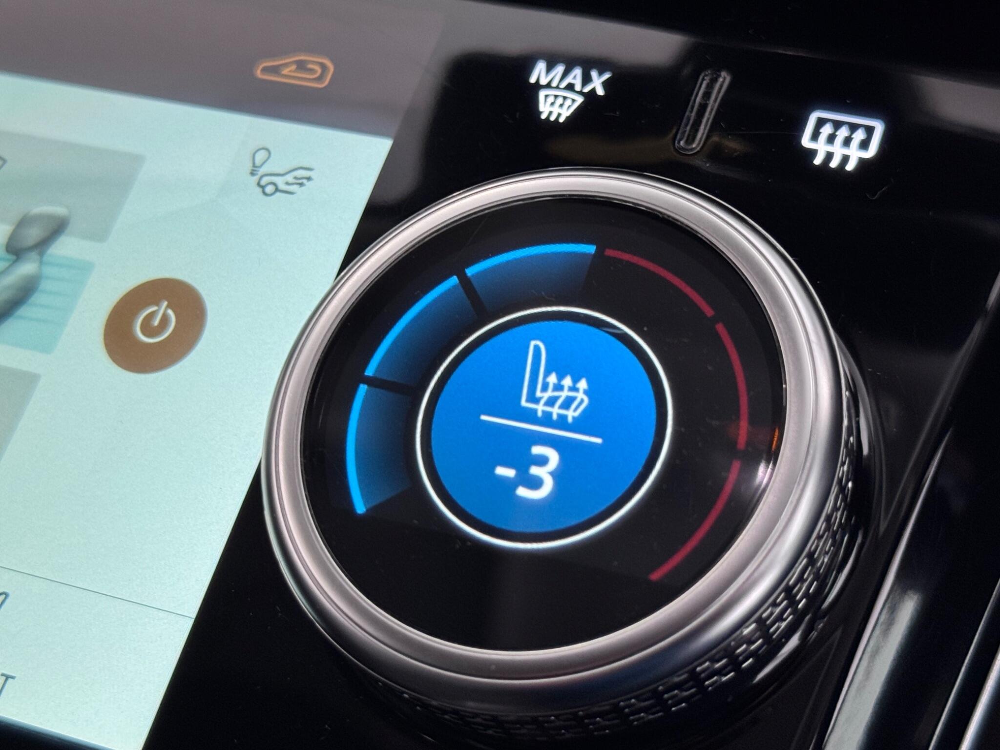 Jaguar I-Pace view 21
