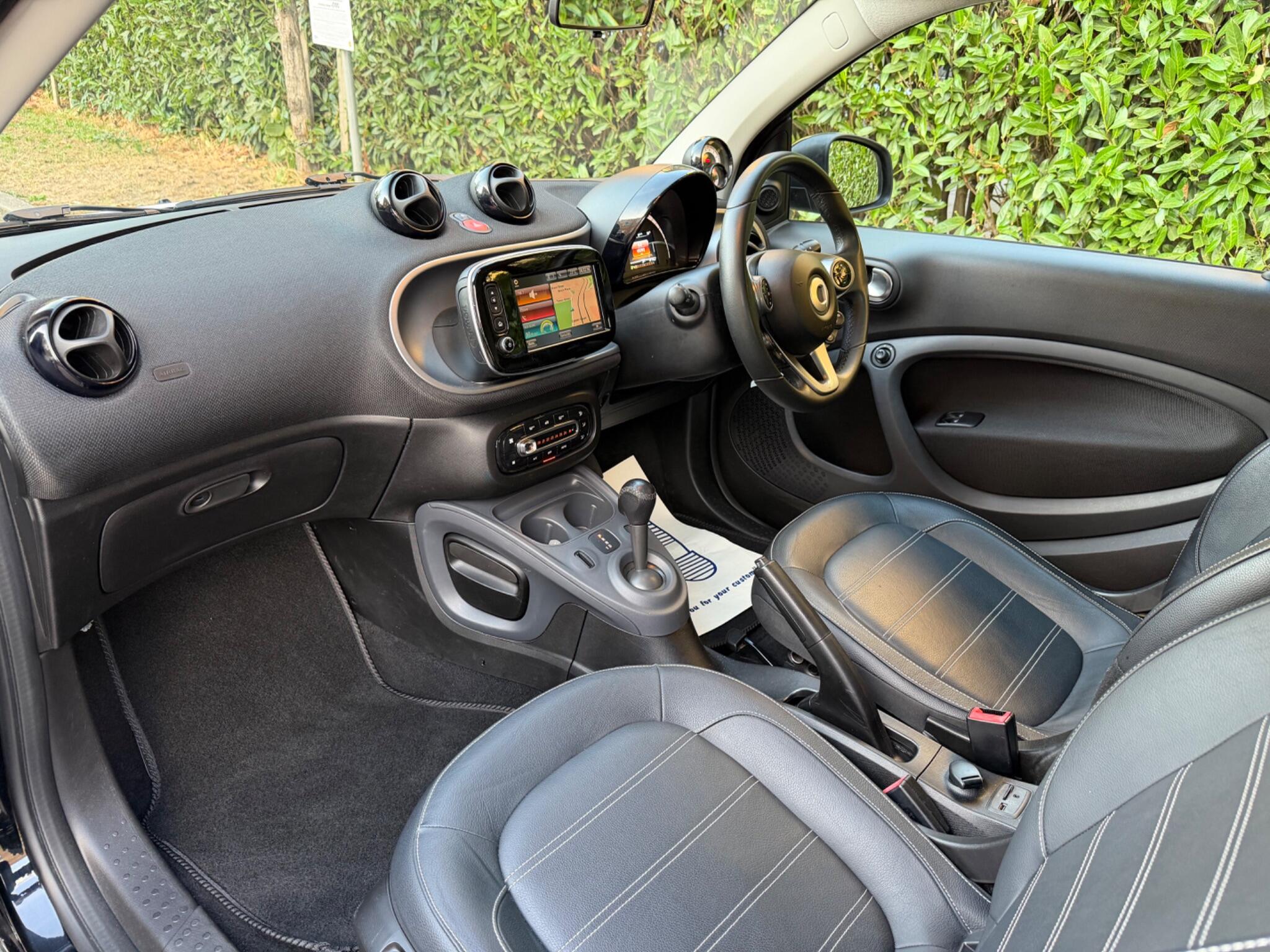 smart Fortwo view 31