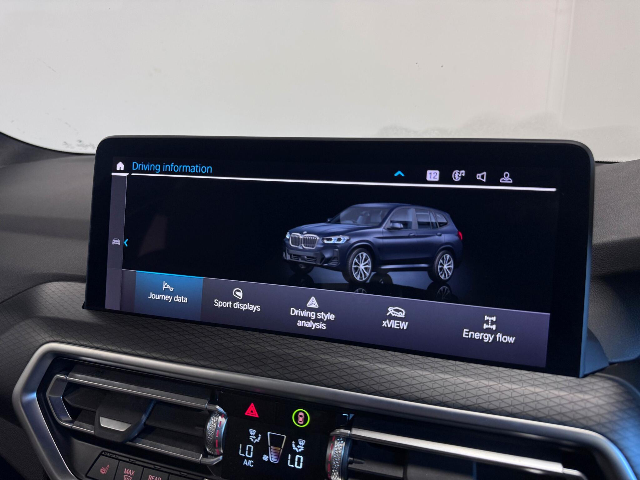 BMW X3 view 44