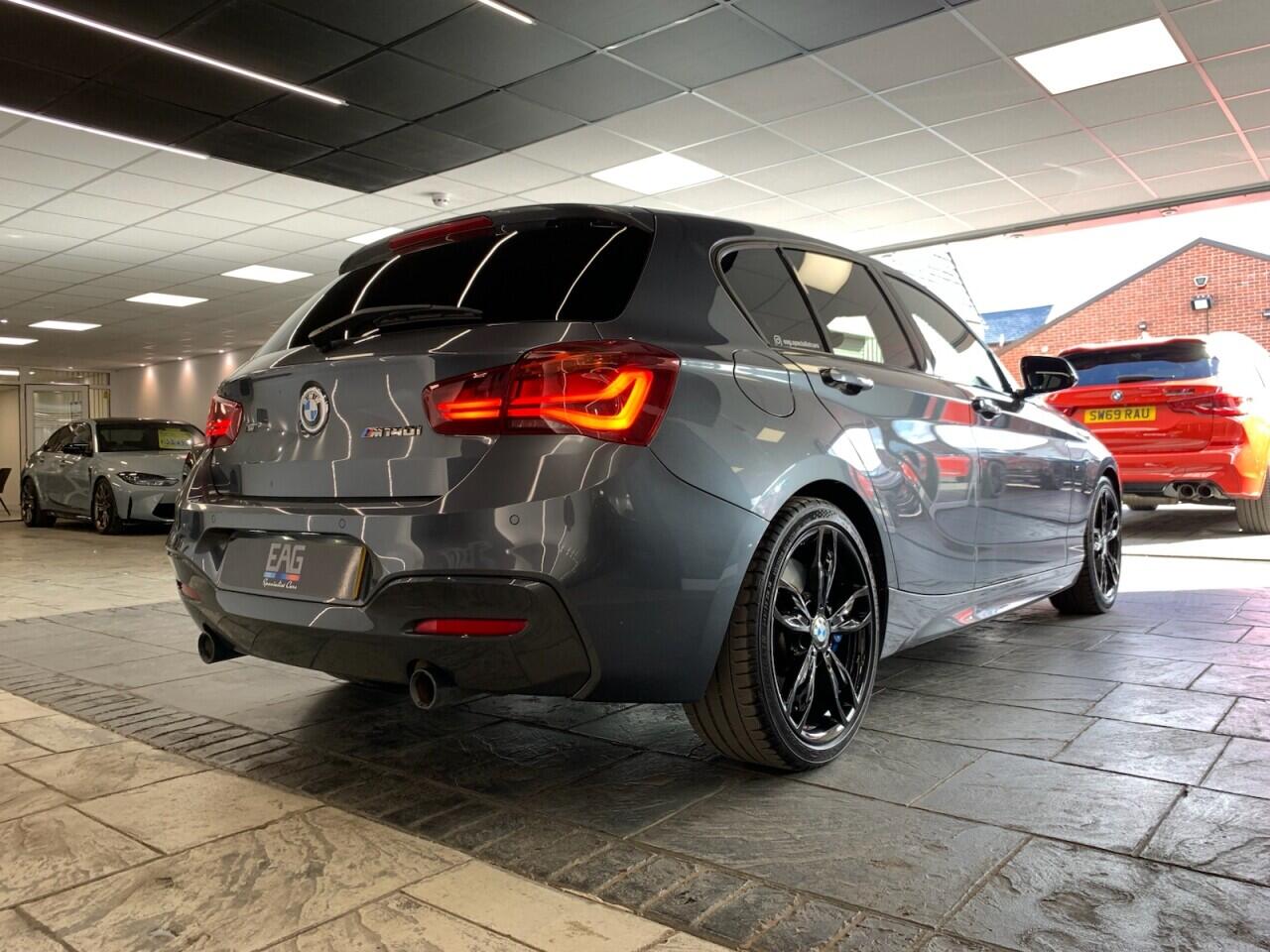 BMW 1 Series view 15
