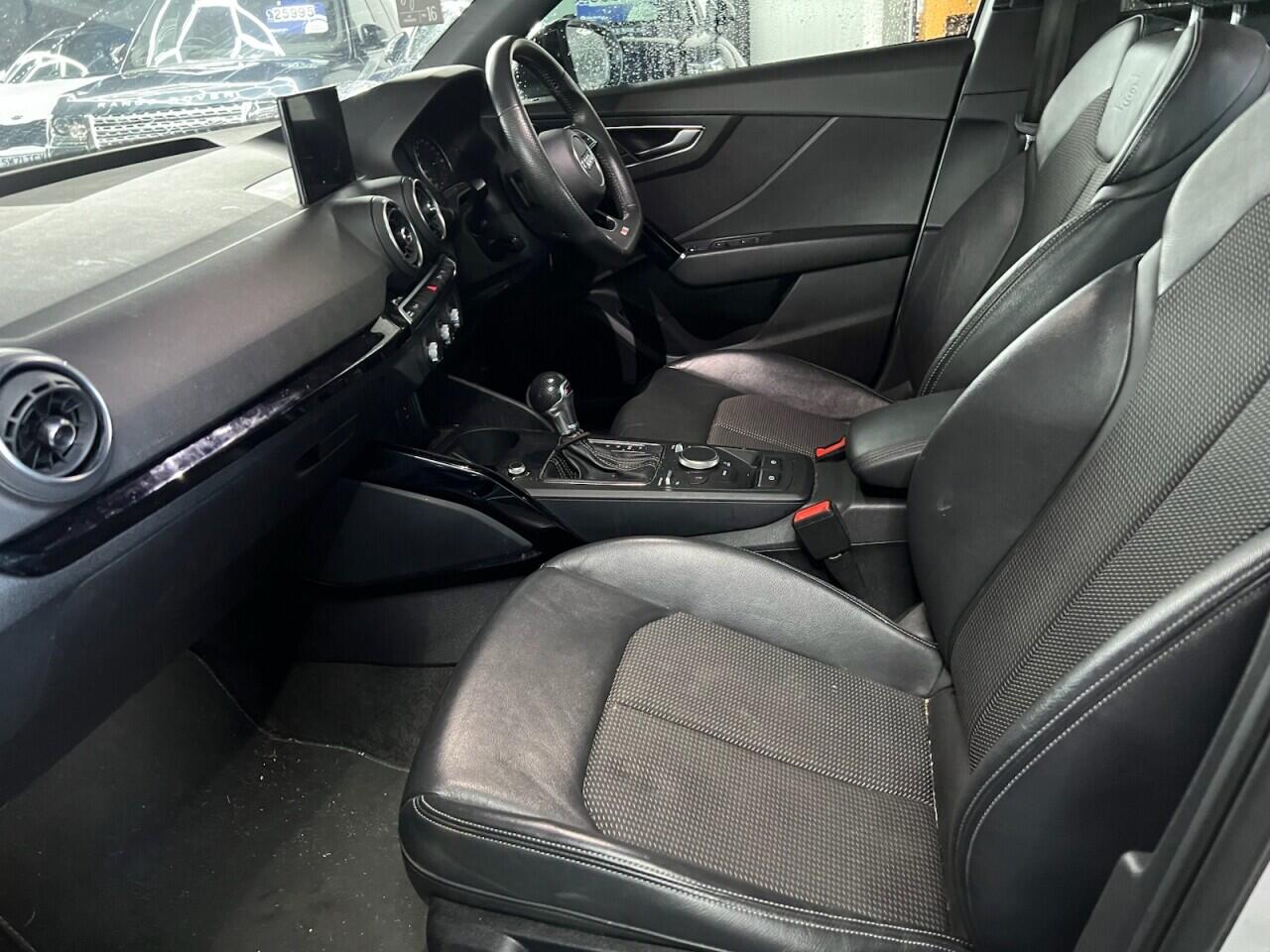 Audi Q2 view 5