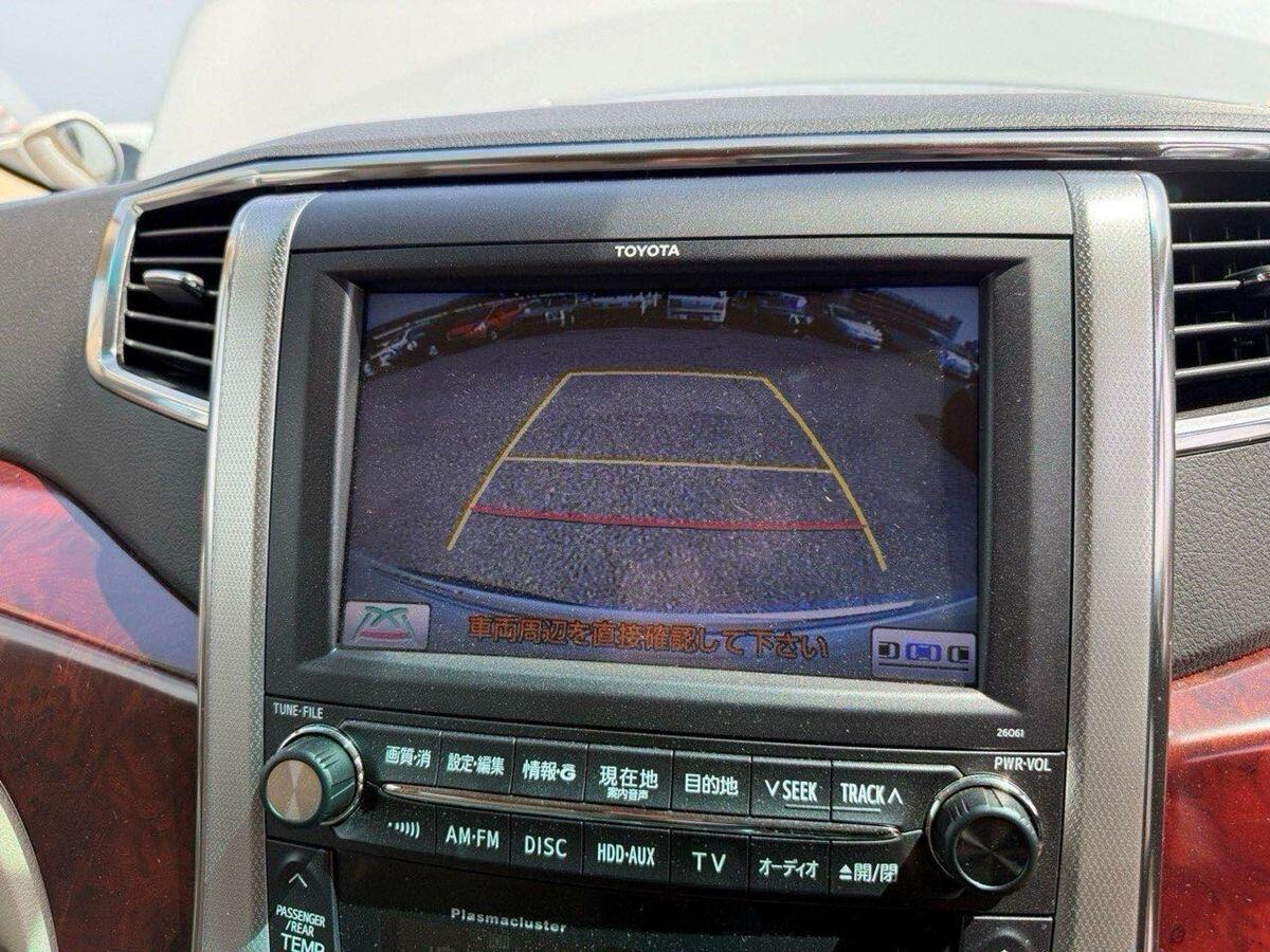 Toyota Alphard view 14