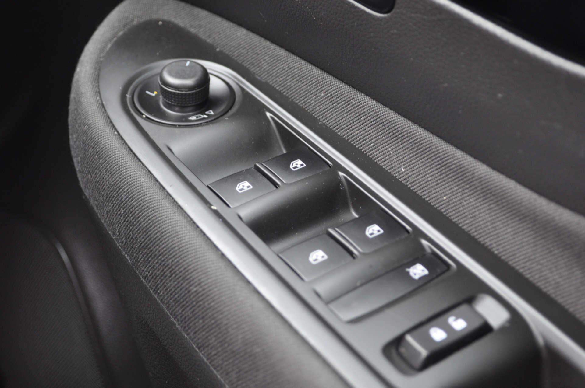 Vauxhall Mokka X view 23