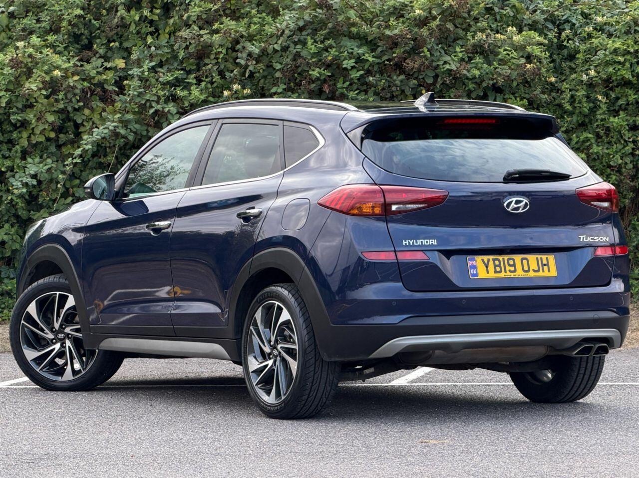 Hyundai Tucson view 2
