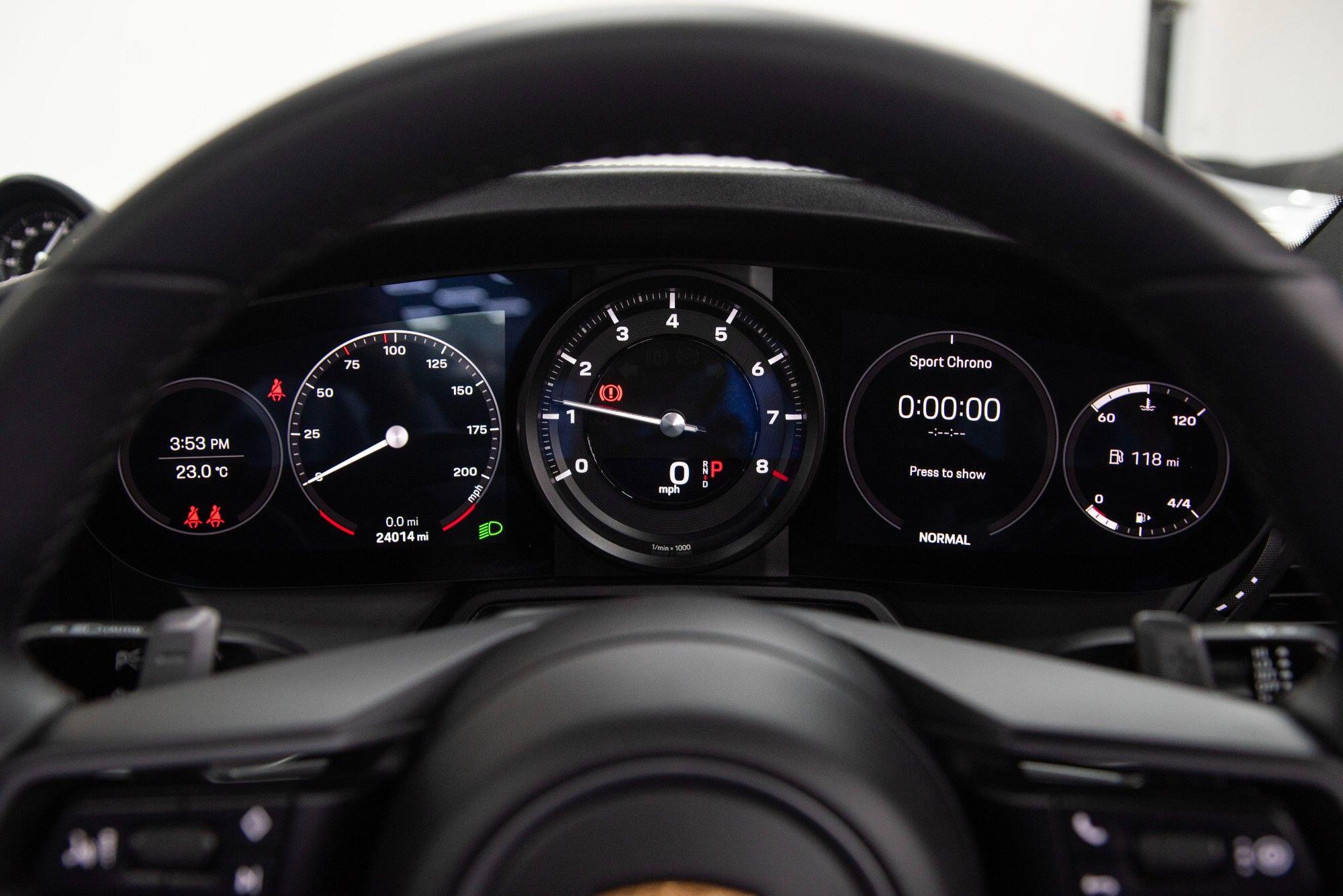 Porsche 911 view 29