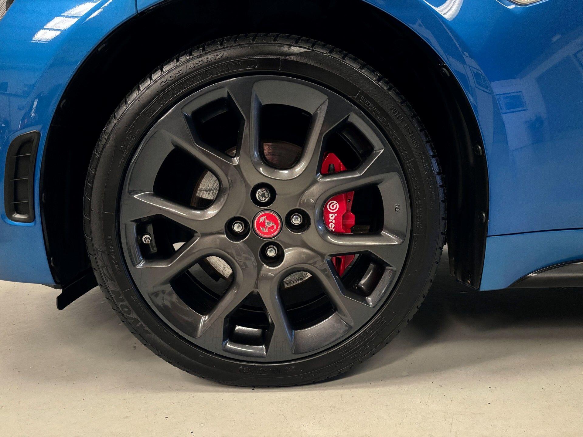 Abarth 124 Spider view 40