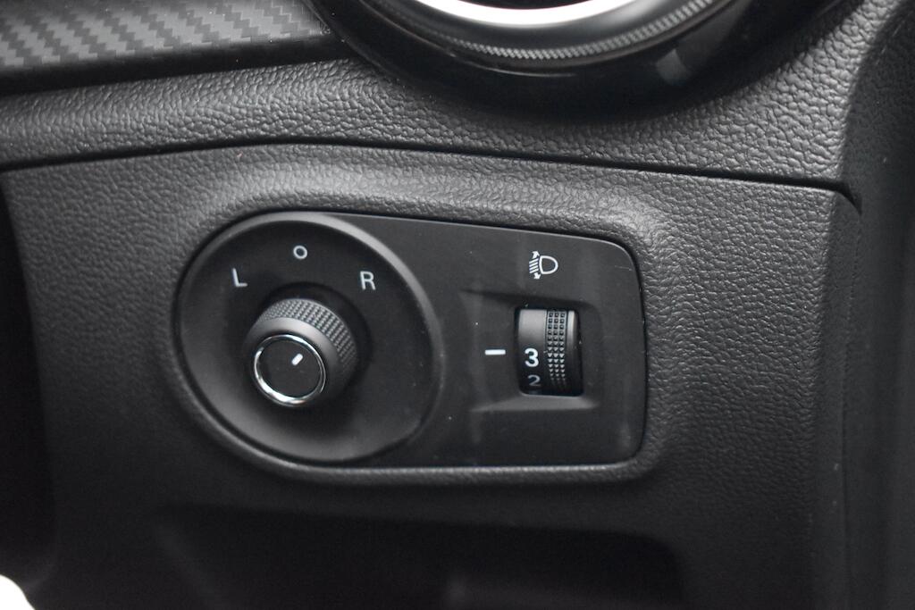 MG MG3 view 50