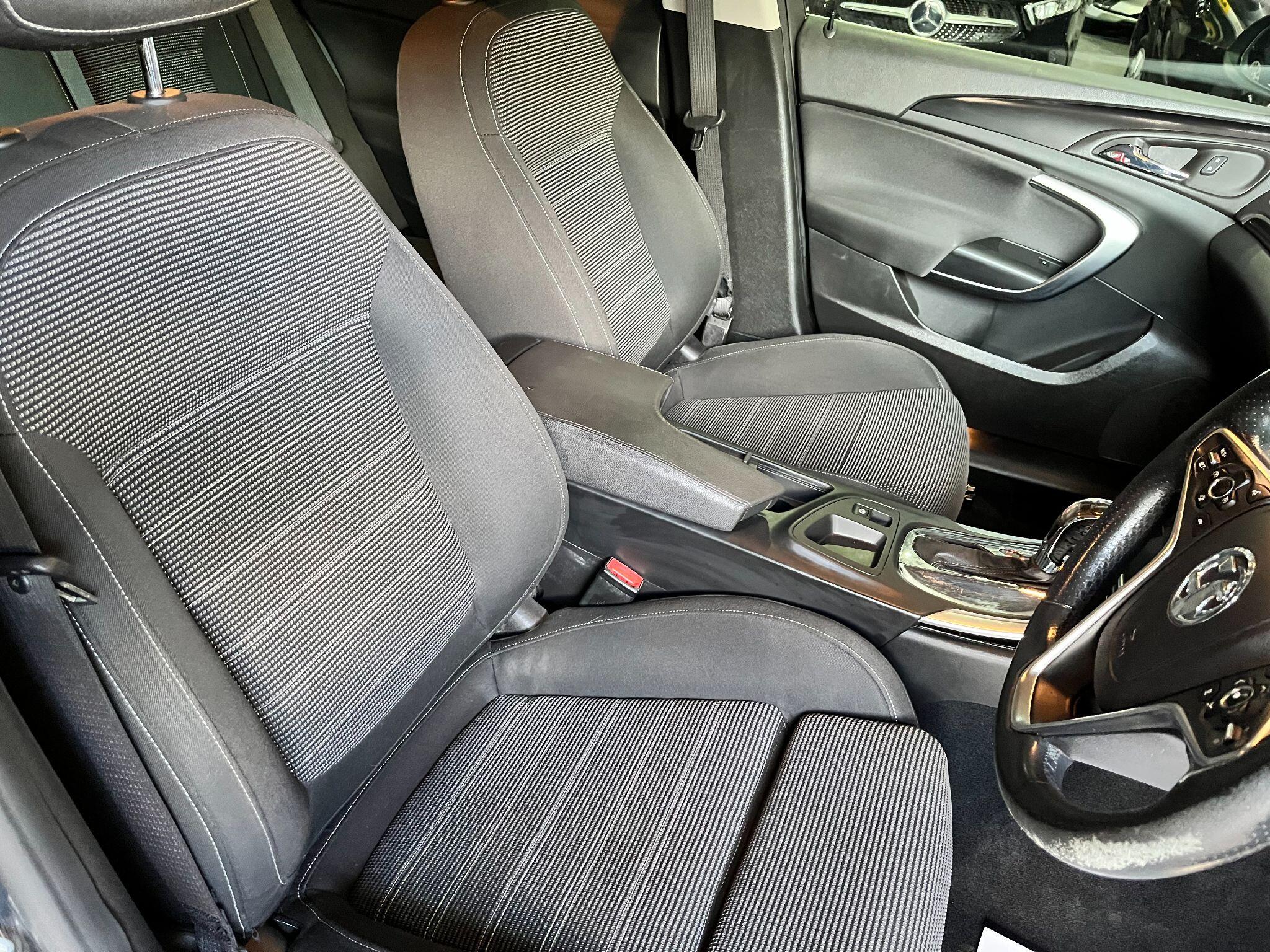 Vauxhall Insignia view 14