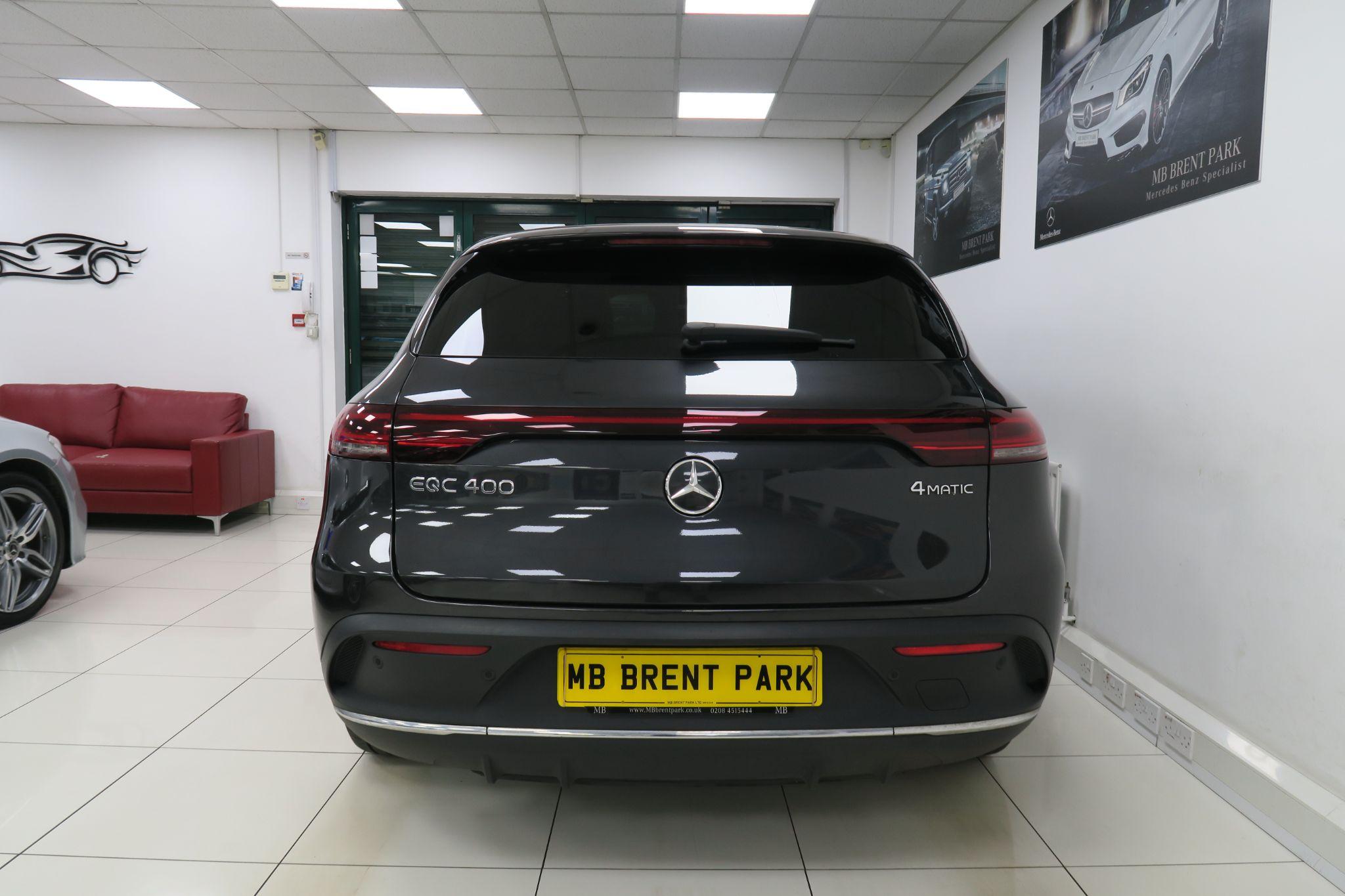 Mercedes-Benz EQC view 6