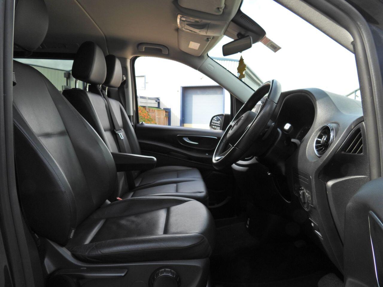 Mercedes-Benz Vito view 25
