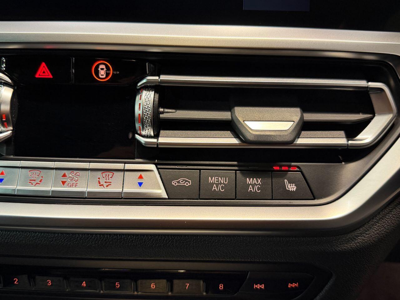 BMW 3 Series view 30