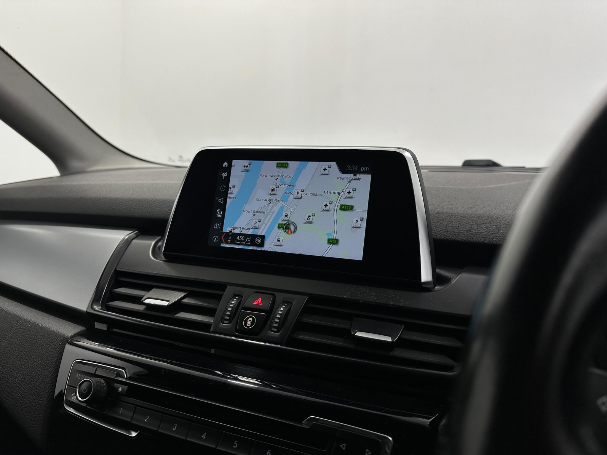 BMW 2 Series view 22