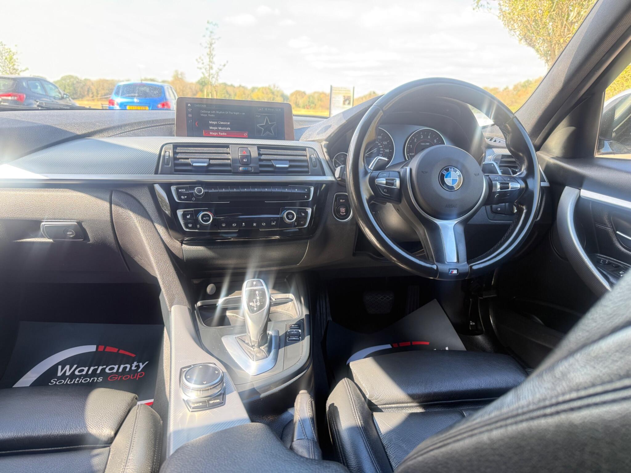 BMW 3 Series view 19