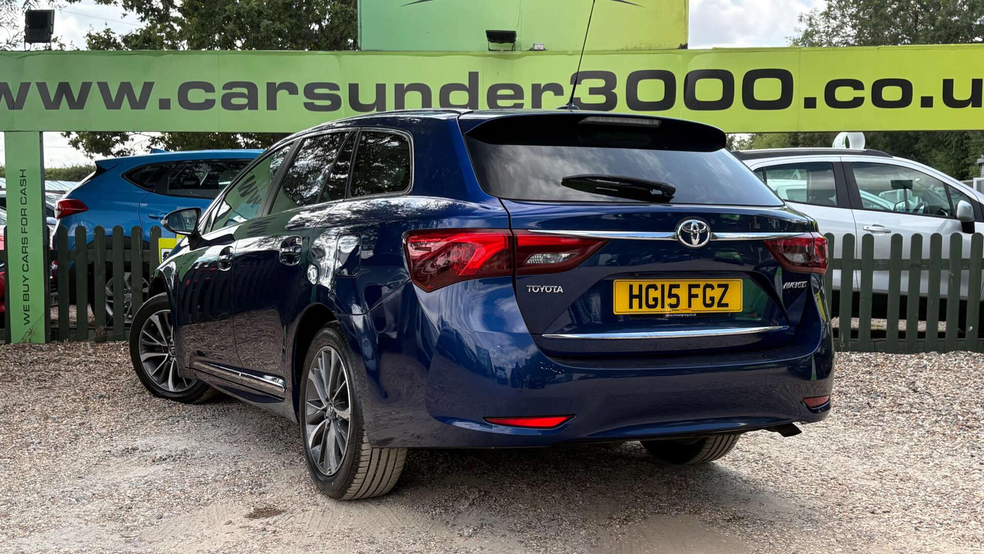 Toyota Avensis view 6