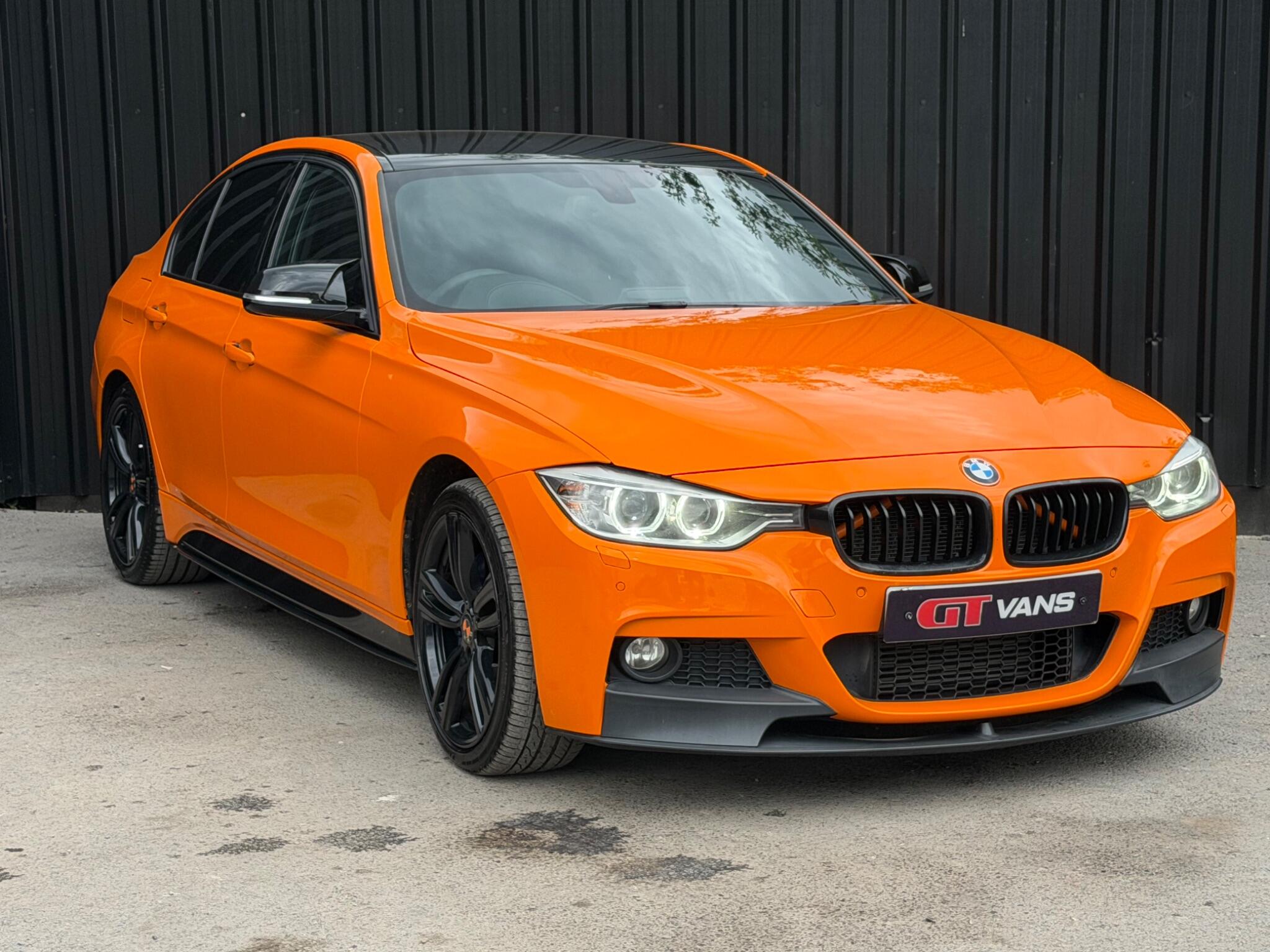 BMW 3 Series view 9