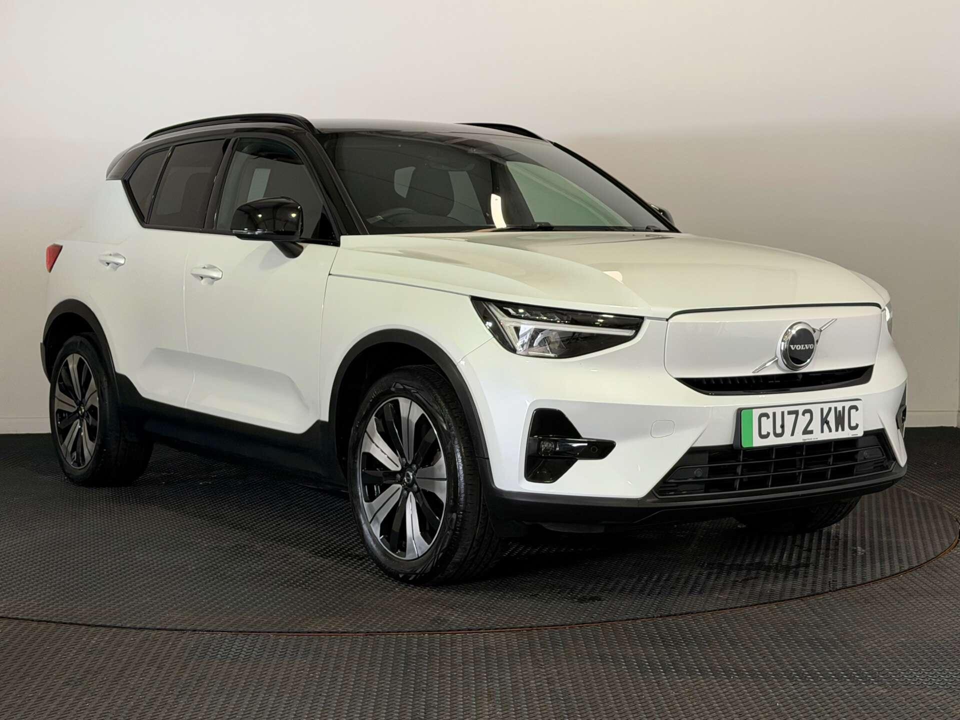 2022 Volvo XC40 in White for sale