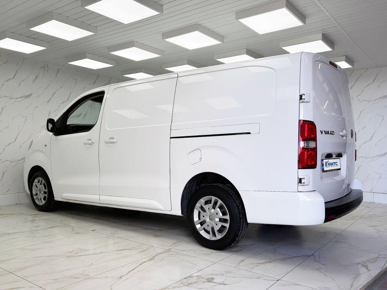 Vauxhall Vivaro view 8