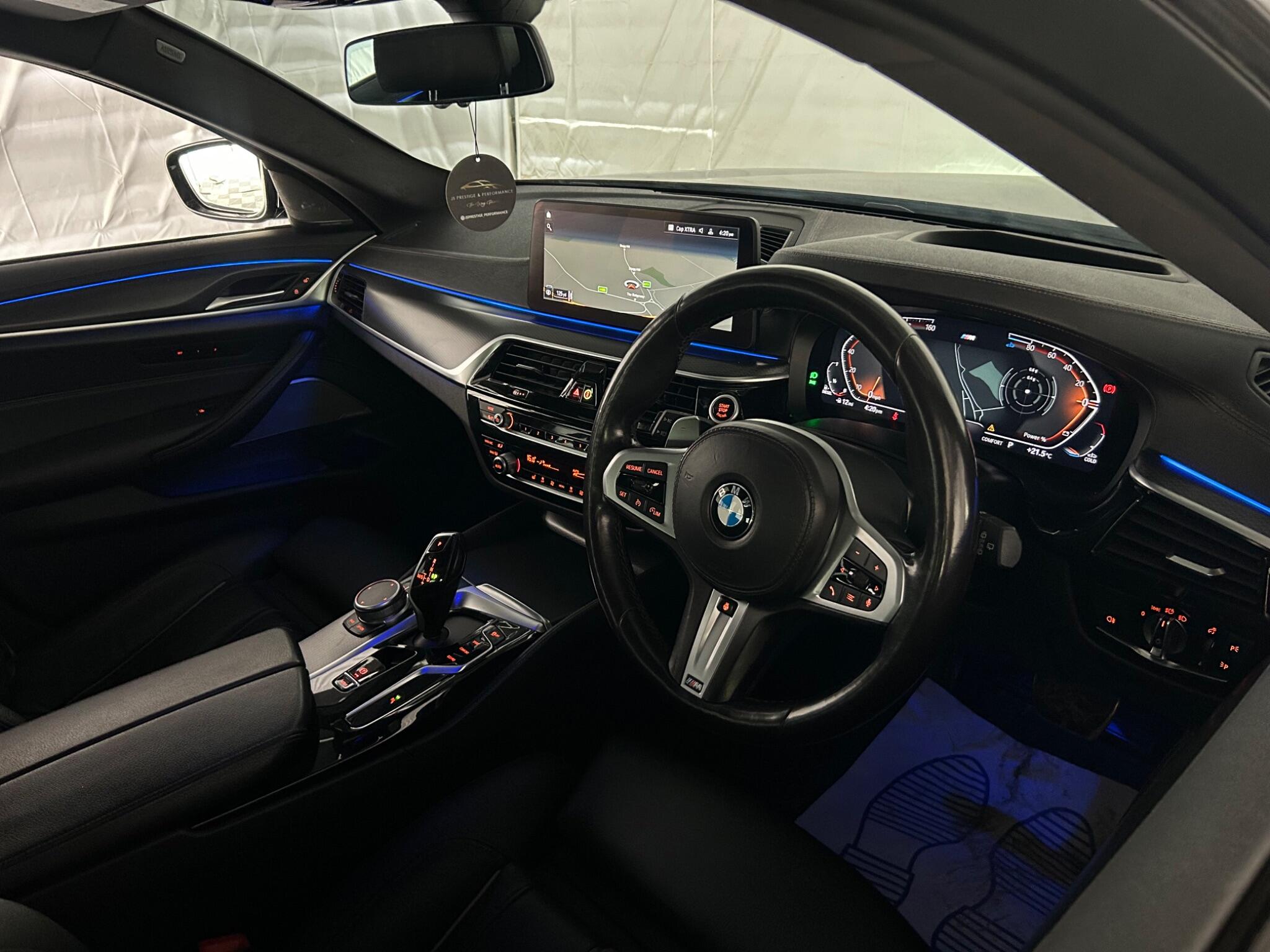 BMW 5 Series view 13
