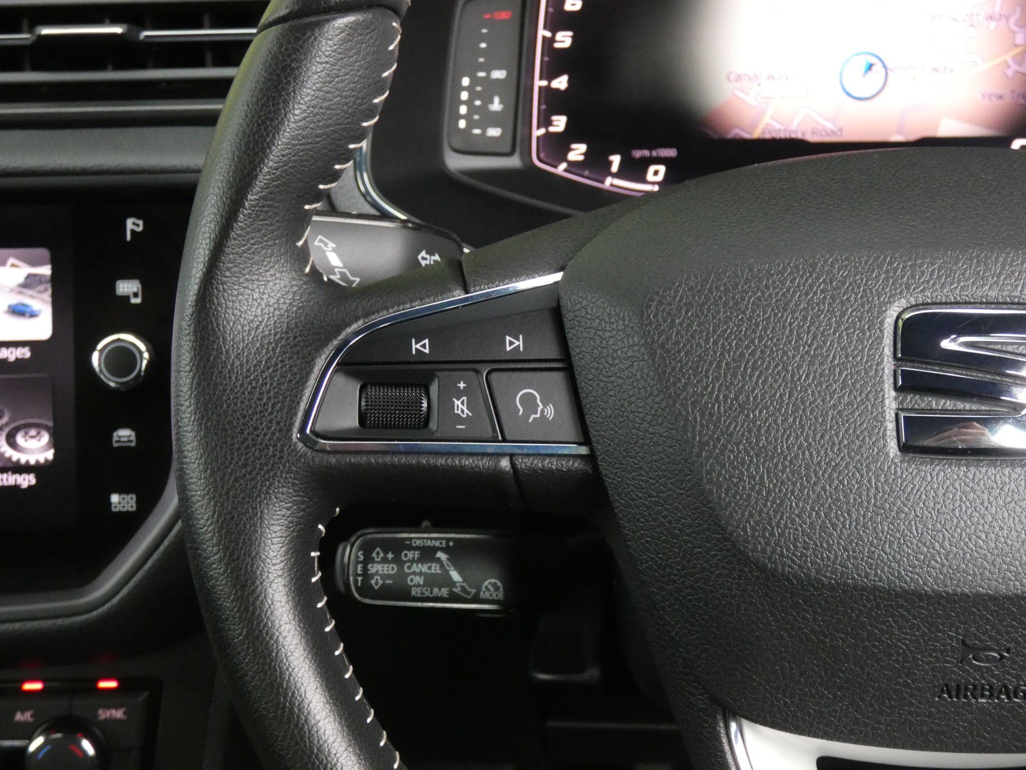 Seat Arona view 21