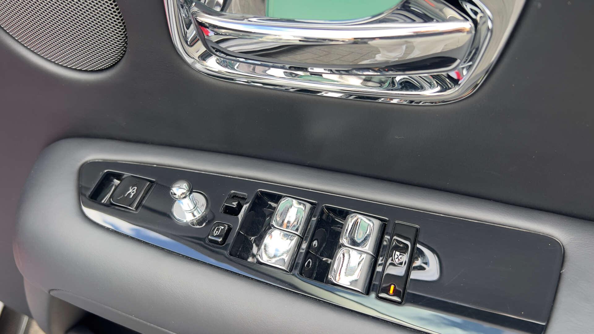 Rolls-Royce Ghost view 43