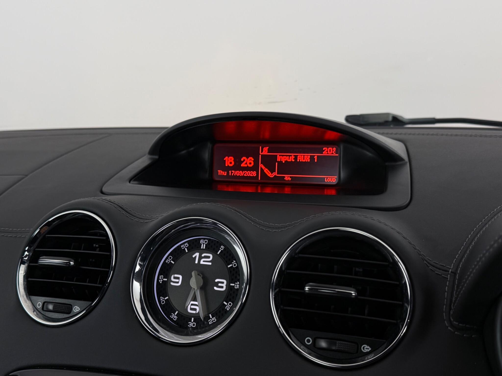 Peugeot RCZ view 19